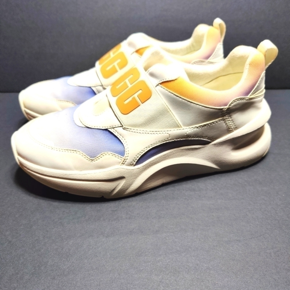 UGG Women's La Flex Chunky Sneaker Scallop Gradient Comfort Shoes Size 9